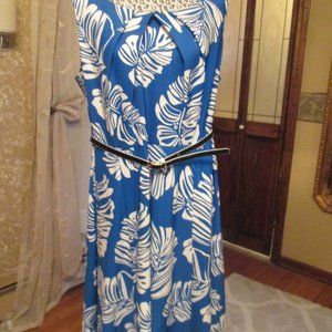 Dress Barn/Blue White/16W